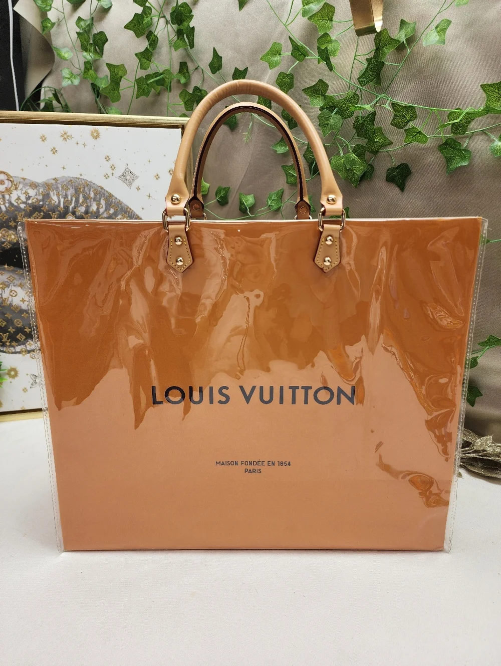 Authentic Louis Vuitton Large Retail Shopping Bag in A PVC Tote - Picture 4 of 10